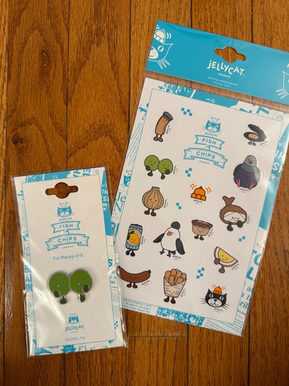 Jellycat London Fish & Chips Sticker & Peas Pin Set